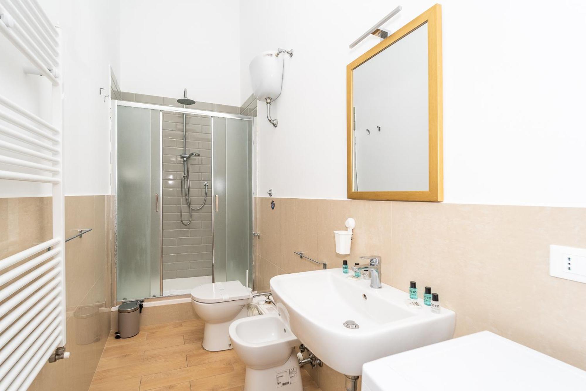 Home Smart Rent Appartamento Nei Pressi Di Via Toledo 2 Camere Da Letto Naples Exterior photo