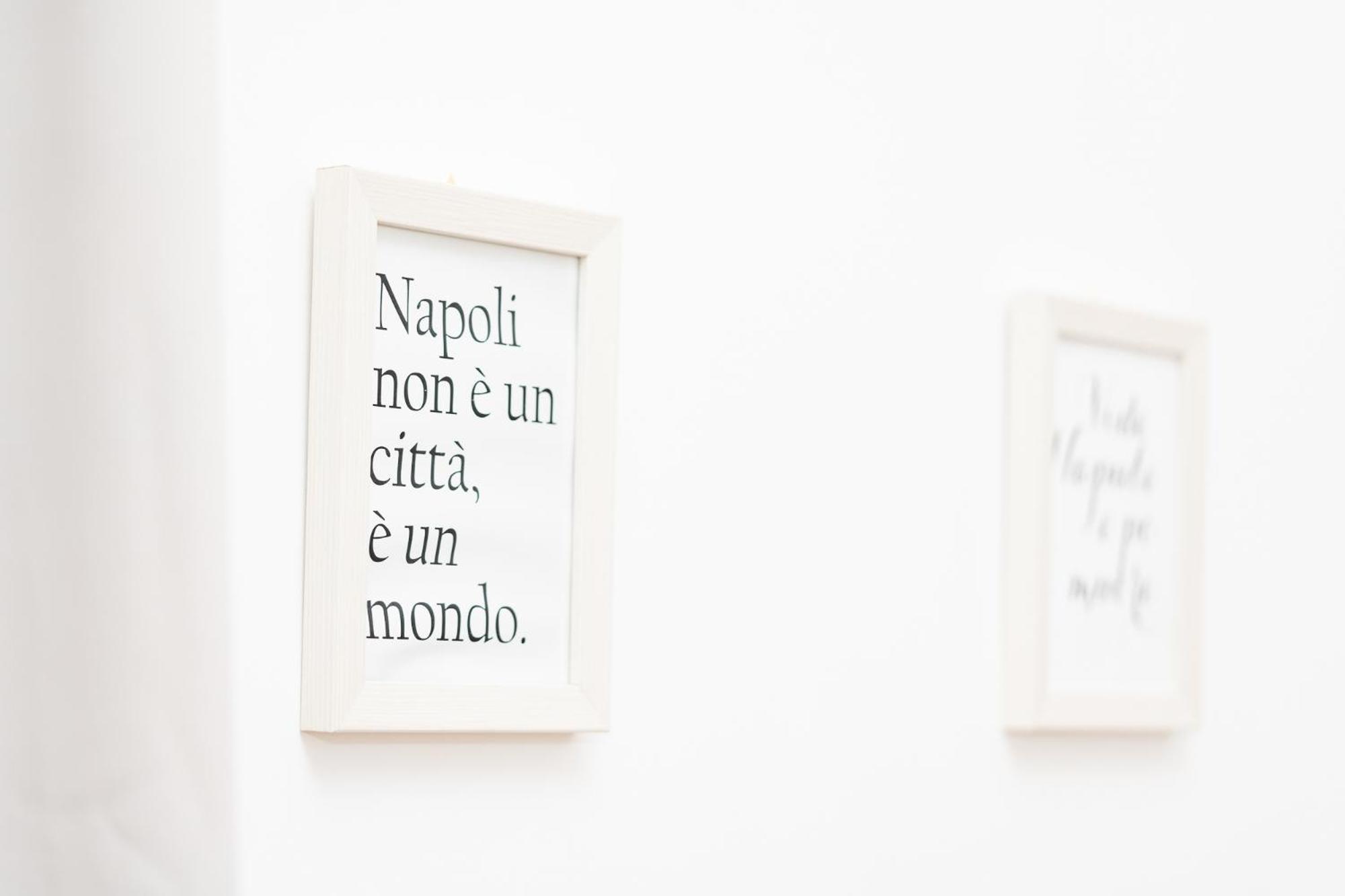 Home Smart Rent Appartamento Nei Pressi Di Via Toledo 2 Camere Da Letto Naples Exterior photo